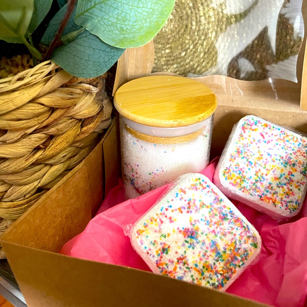 Birthday day shower gift set